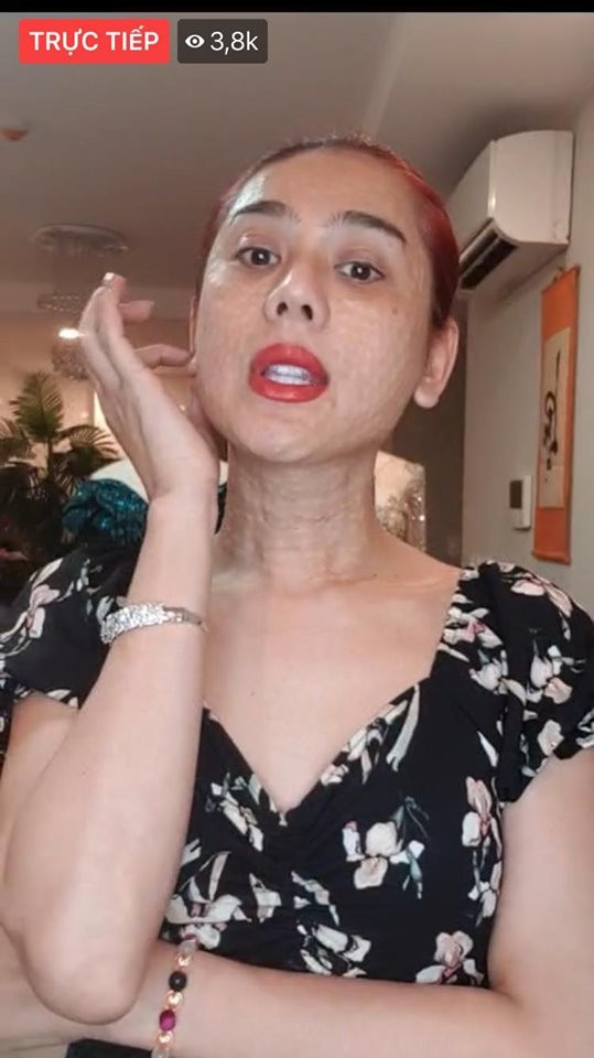 Lam Khanh Chi tu tin: 