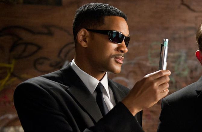 Will Smith va chuyen oa khoc trong nha ve sinh vi cuoi nham vo-Hinh-2