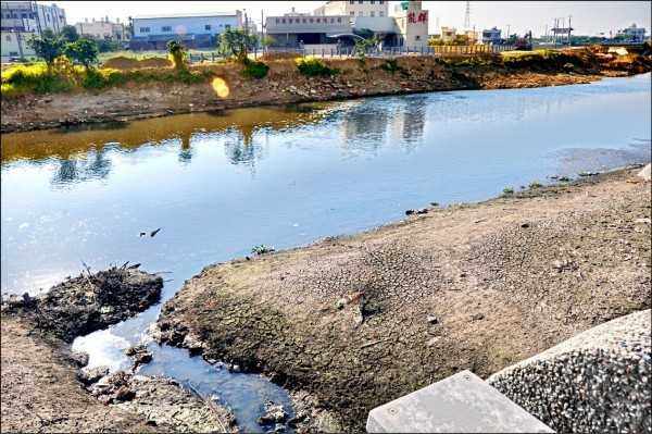 Ong chu nhot nguoi tinh vao tu lanh tung phi tang xac-Hinh-2