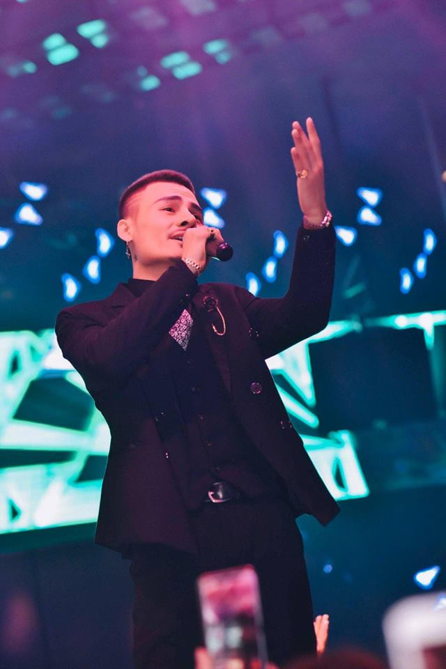 Cuoc song cua Hoa Vinh hien the nao sau loat scandal bua vay?