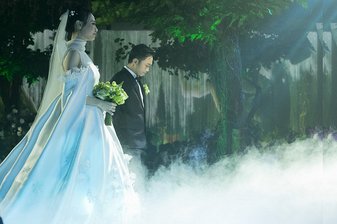 Duy Manh phat ngon soc ve cap doi Cuong Do La - Dam Thu Trang