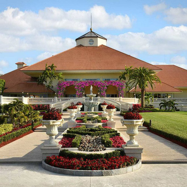 Các khách sạn mang thương hiệu Trump đều gây ấn tượng về mức độ sang trọng và xa xỉ tới từng chi tiết nhỏ.