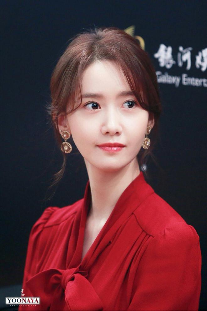 Mới đây, Yoona tiếp tục thử sức với tác phẩm điện ảnh mới mang tên EXIT. Với những hình ảnh được nhà sản xuất tung ra, người hâm mộ lại được chiêm ngưỡng nhan sắc không tuổi của cô nàng. Ảnh: Yoonaya, Pinterest.
