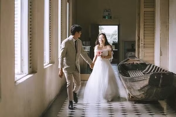 Mẹ đơn thân cho rằng cặp bồ với chồng cũ của mình rất thú vị.