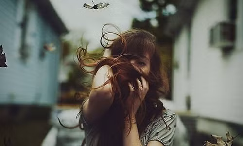 Trong mat dan ong, phu nu tuoi nao hap dan nhat?