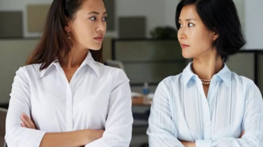 Phai lua chon giua Me va Vo: Dan ong se chon ai?