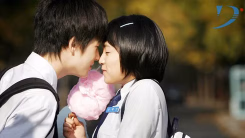 Giat minh khi con trai lop 8 noi 