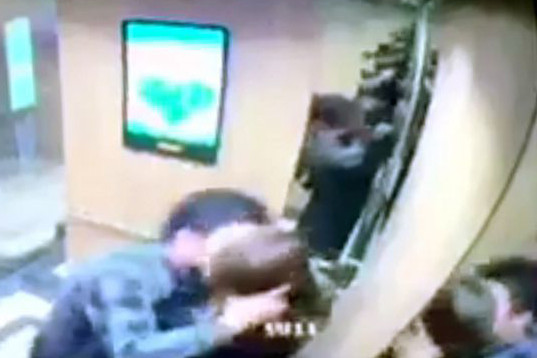 Sam so nu sinh, can rach moi dong nghiep: Nhung an phat ky quac