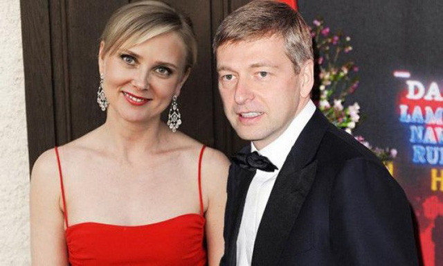 Cuoc chien 6 nam gianh khoi tai san 8,8 ty USD cua vo chong ty phu Nga