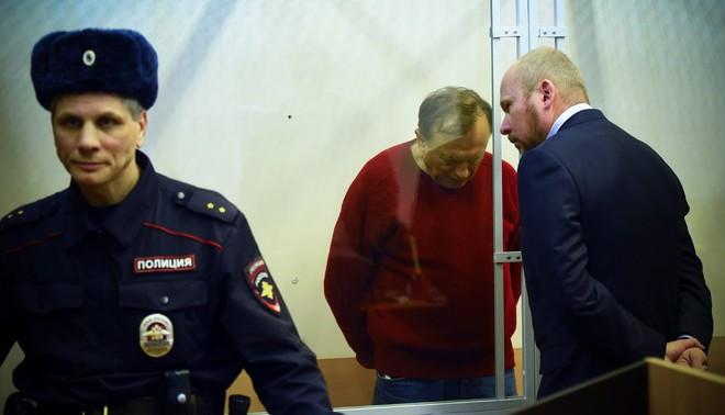 Giao su Nga phan xac nguoi tinh tre sau cai va ve con rieng