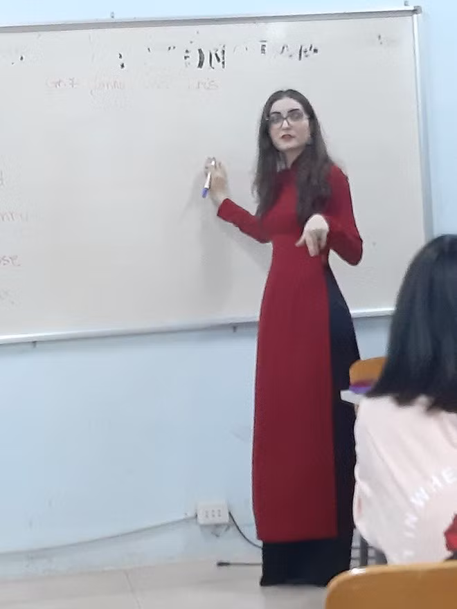 Co giao Romania va nhung thay giao Tay tai Viet Nam