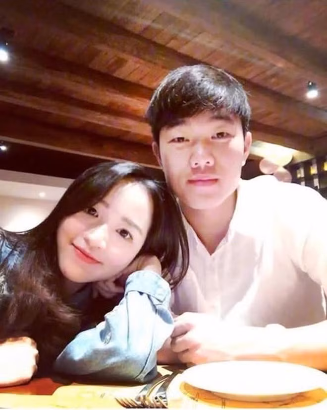 Xuan Truong, Quang Hai lam gi khi ban gai bi ‘nem da’?-Hinh-2