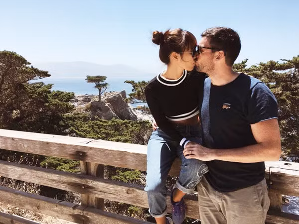 Bi quyet giu lua hon nhan cua 2 sieu mau nong bong lay chong Tay-Hinh-2