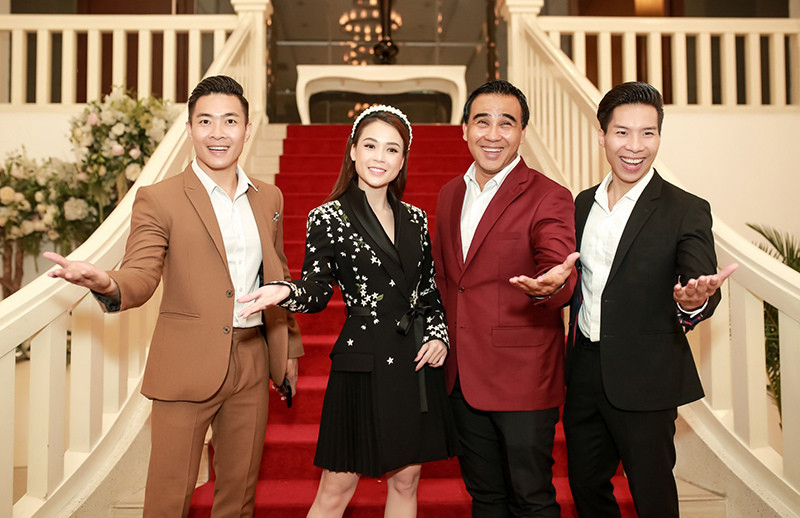 Kham pha su that bat ngo ben trong nha Quyen Linh-Hinh-2