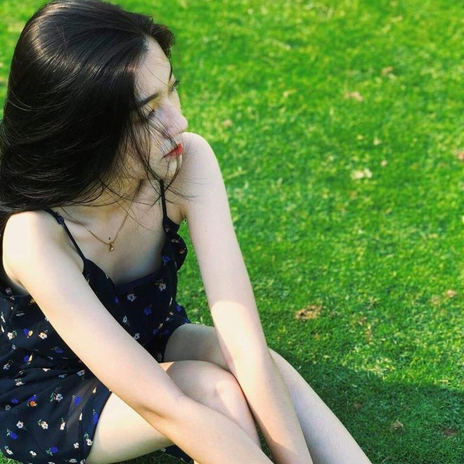 Thiên Nhi yêu thích du lịch và mong được khám phá nhiều nơi. Cô hy vọng có thể trở thành hướng dẫn viên du lịch để thỏa mãn đam mê của mình.