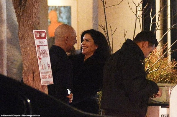 Lo loat anh ty phu giau nhat the gioi than mat ben nguoi tinh-Hinh-3