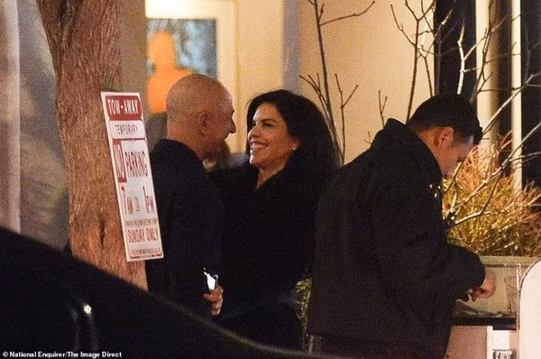 Lo loat anh ty phu giau nhat the gioi than mat ben nguoi tinh-Hinh-3