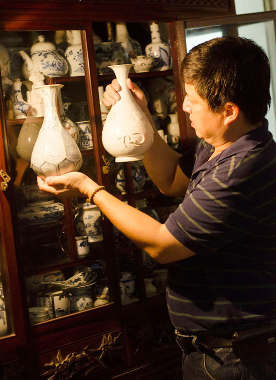 Nam nghệ sĩ có niềm đam mê đặc biệt tới các món đồ cổ.