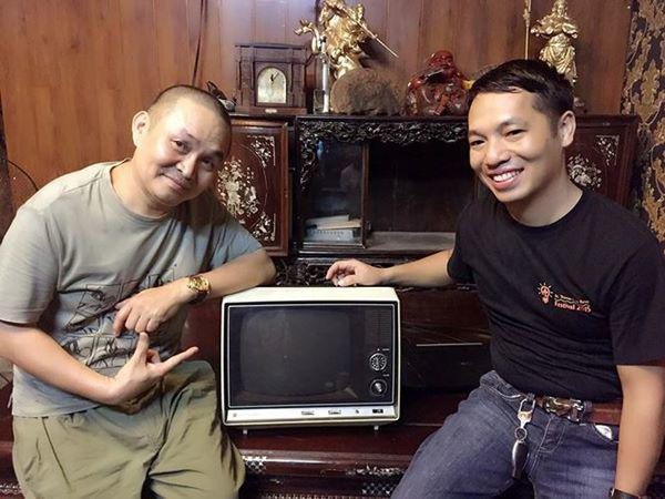 Mặc dù chưa chính thức "khoe" nhà với truyền thông nhưng qua những hình ảnh được chia sẻ trên fanpage Xuân Hinh có thể thấy nam nghệ sĩ đang cùng vợ và các con sống trong một căn nhà hiện đại, tiện nghi nhưng cũng ấm cúng và giản dị bất ngờ.