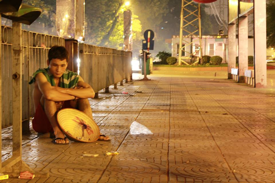 Gia lam an xin 2 ngay, Hoi truong thien nguyen phat hien dieu khong ngo