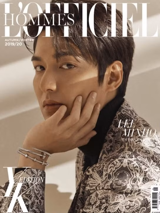 Nam diễn viên luôn nhận được nhiều lời khen mỗi lần diện suit. Anh chàng nổi bật nhờ đường nét nam tính trên gương mặt, cùng dáng người cao ráo. Ảnh: L'officiel.