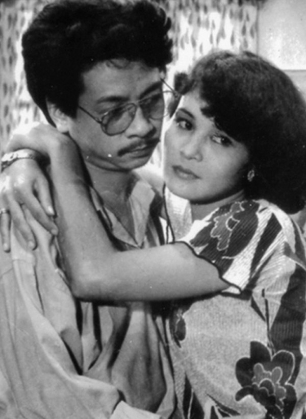 Bi kich tuoi xe chieu song cung benh ung thu cua NSND Hoang Cuc