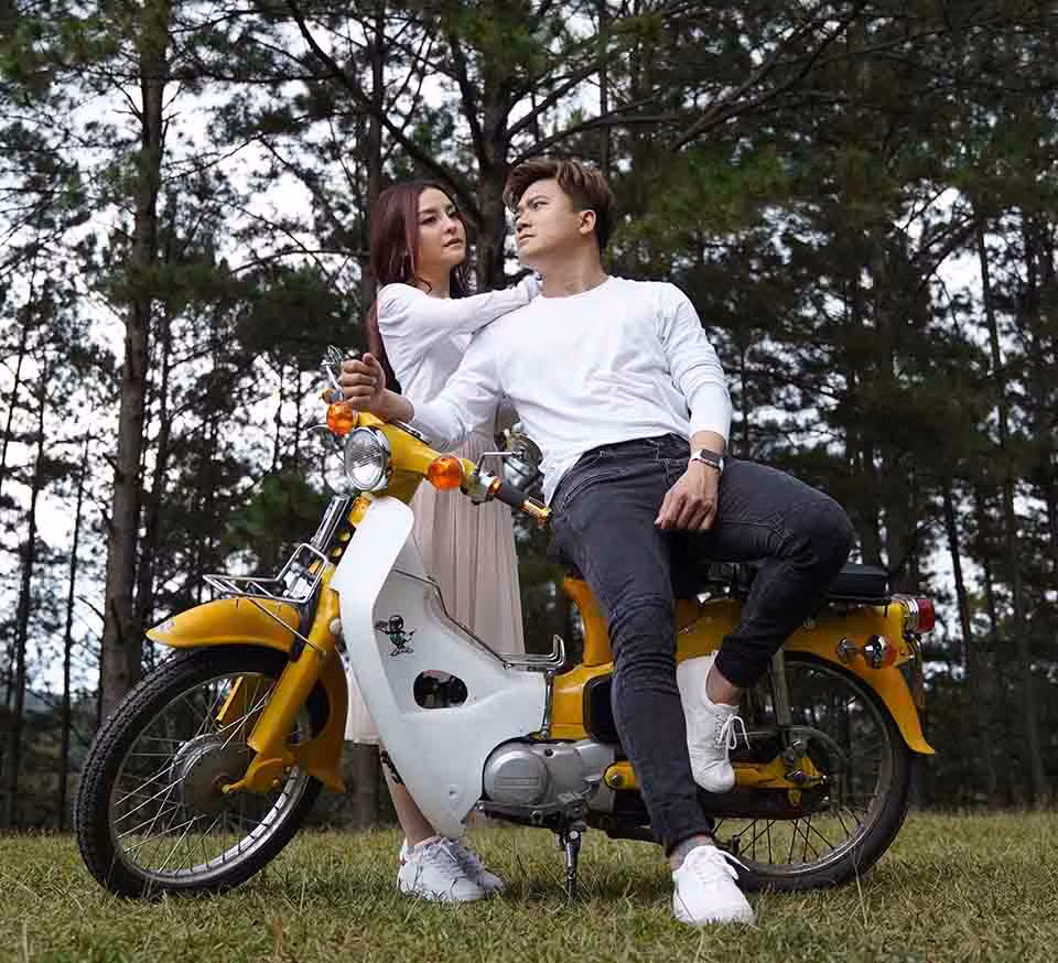 Bi to dao nhac Hoa, em trai Hong Ngoc dap tra bat ngo