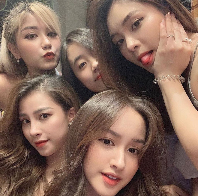 Hiện tại, Quỳnh Anh đã lập gia đình và định cư cùng chồng tại Đức. An Japan thử sức ở lĩnh vực MC cho một số chương trình thực tế tại Đài truyền hình Việt Nam. Lê Vi là một trong những mẫu ảnh đắt show ở Hà Nội. Họ vẫn thường xuyên tụ tập đi chơi và check in khoe ảnh sang chảnh trên mạng xã hội.