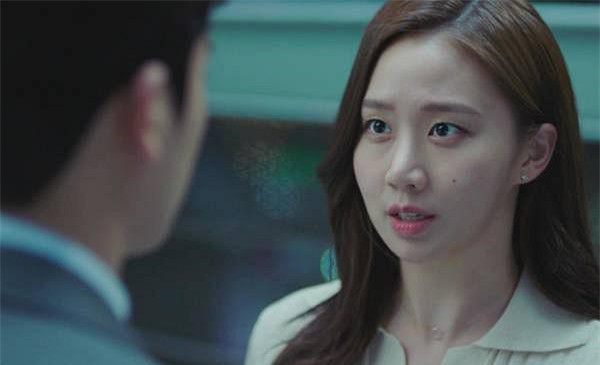 Dau tre hoang loan voi bi mat gia dinh chong sau con say