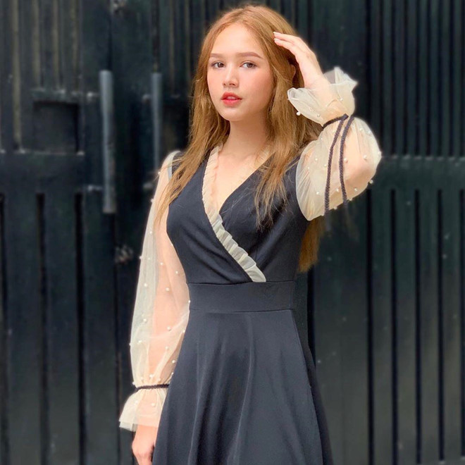 Chia sẻ với Zing.vn, Thùy Trang cho biết công việc hiện tại của cô là mẫu ảnh tự do và quảng cáo sản phẩm cho một số thương hiệu. 10X nói cô hài lòng với nghề nghiệp hiện tại, thu nhập từ nghề người mẫu giúp cô có cuộc sống ổn định.