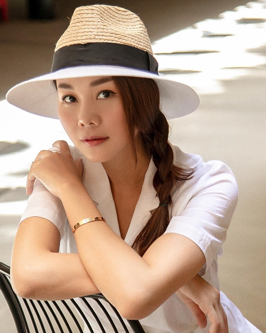 Nhiều người nói vui rằng Thanh Hằng "lão hóa ngược", bởi cô được nhận xét ngày càng trẻ trung hơn. Những năm gần đây, khán giả ít thấy chân dài 1,12 m nổi loạn hay quá sắc sảo. Thay vào đó, cô bắt đầu theo đuổi hình tượng nhẹ nhàng, tinh tế và trong trẻo hơn.