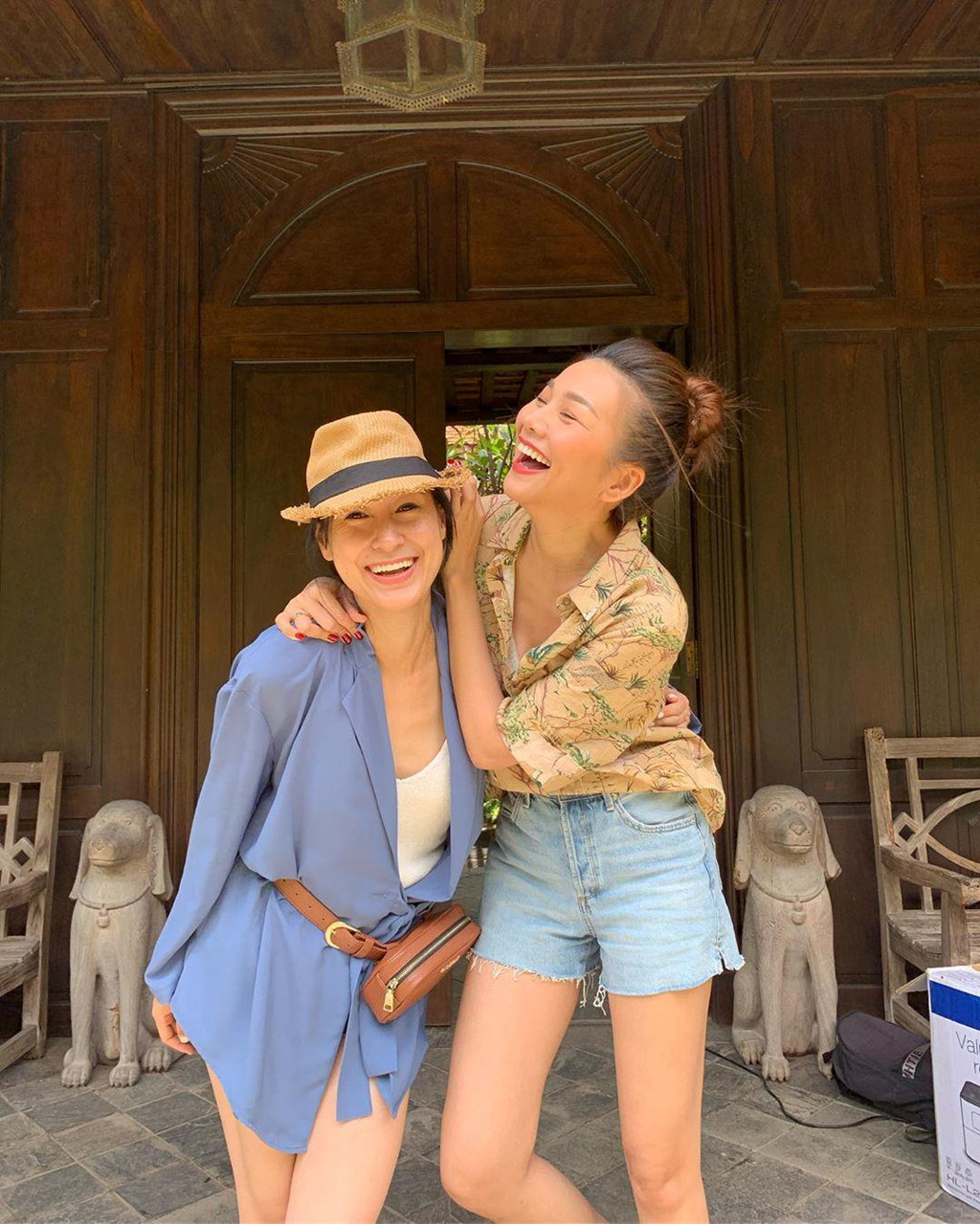 Thanh Hằng sẽ trở lại màn ảnh rộng vào mùa Giáng sinh năm nay với dự án Chị chị em em do Kathy Uyên làm đạo diễn. Người mẫu hé lộ vai diễn mới của cô cùng với Chi Pu sẽ vô cùng thú vị, gây nhiều bất ngờ cho khán giả.