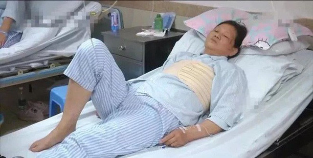 Co gai tre danh dap ba lao cong vi ly do soc