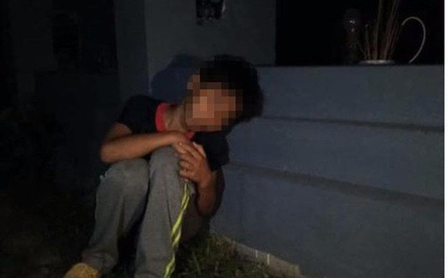 Su that chuyen be trai 9 tuoi ngu ben mo ba noi sau khi bo mat