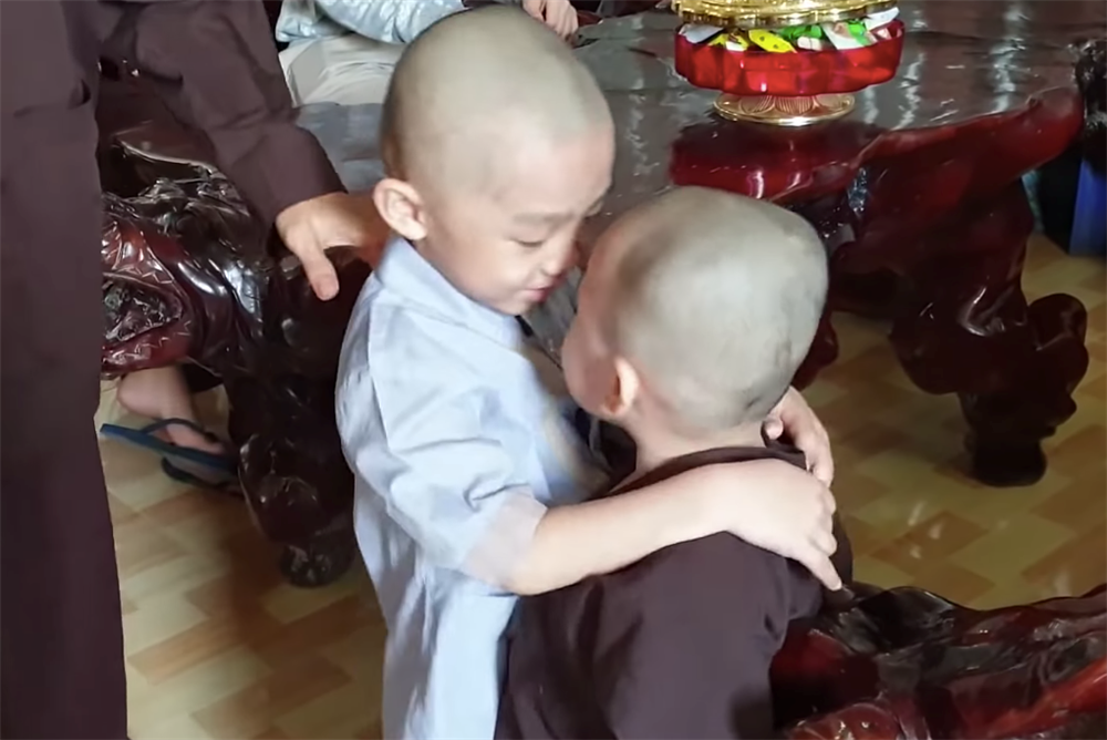 Team 5 chu tieu tung nao loan Thach Thuc Danh Hai chia tay 1 thanh vien-Hinh-2