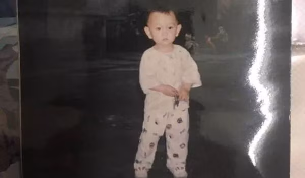 Bi kich nuoi hon 20 nam moi biet khong phai con trai ruot