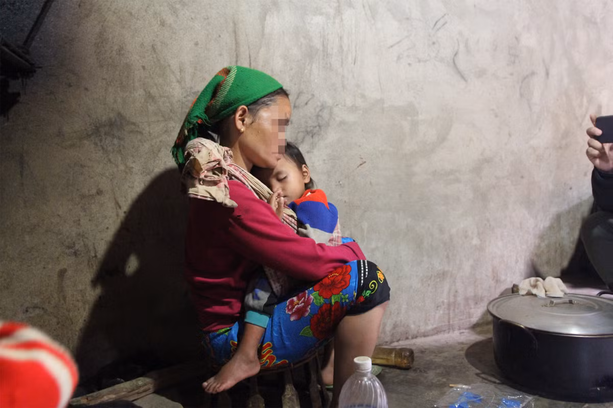 Vuot bien ban bao thai: Noi am anh suot doi