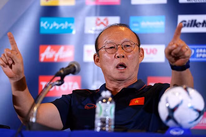 HLV Park Hang Seo cuc dang yeu khi Anh Duc ghi ban thang-Hinh-2