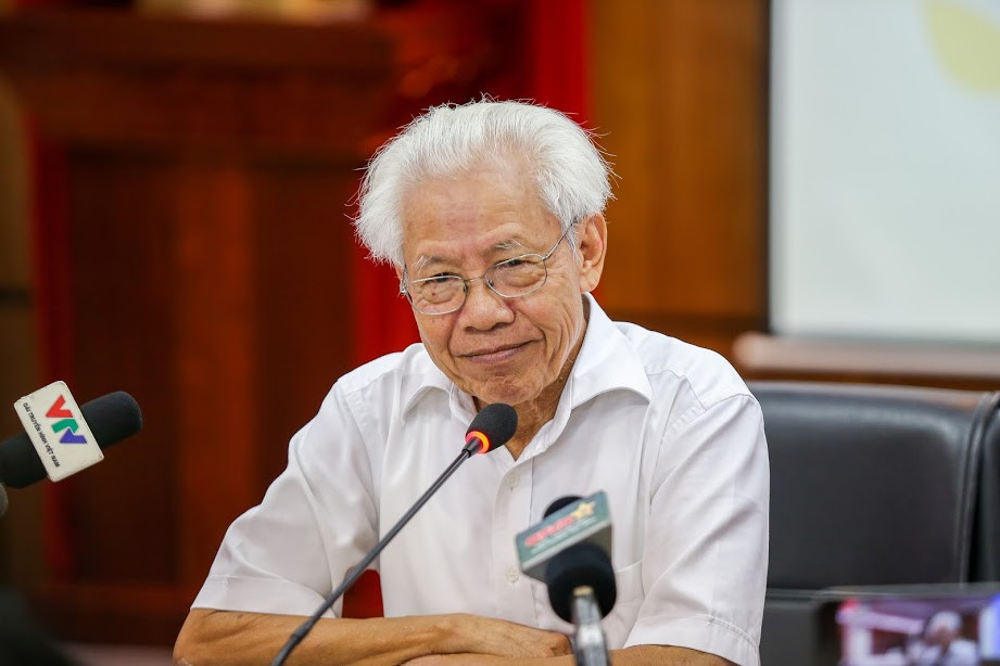 Sach cong nghe giao duc cua GS Ho Ngoc Dai da bi loai khoi vong tham dinh