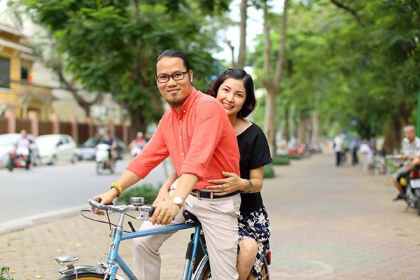 Nghệ sĩ hài Vượng Râu cho hay niềm hạnh phúc của anh là gia đình yêu thương nhau. Khán giả hâm mộ Vượng Râu ngoài những vai diễn còn vì chính hình ảnh mái ấm hạnh phúc của anh. Ngoài ra, nam diễn viên còn sở hữu khối tài sản đáng mơ ước với căn biệt phủ Thiên Trường Vọng Phủ trị giá hàng chục tỷ đồng xây dựng từ năm 2012.