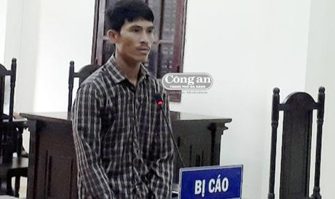 Loi dung thieu nu 'say nang' minh, thanh nien tre nhieu lan xam hai