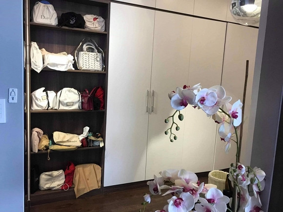 Nội thất bên trong căn hộ đều được Nukan Trần Tùng Anh mua ở những thương hiệu có tiếng.