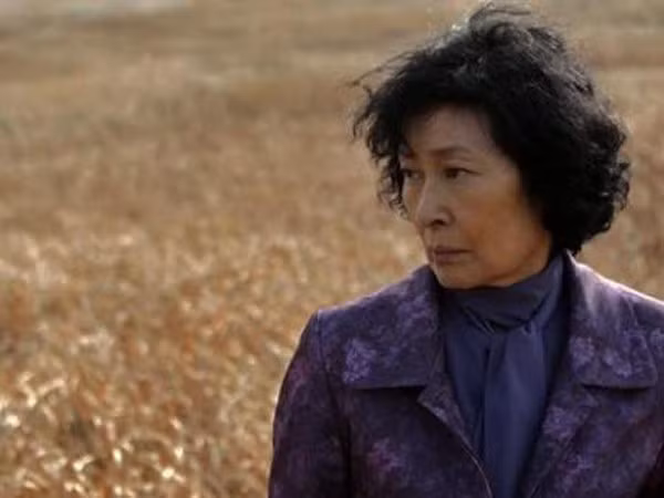 Nhung hanh dong quai la cua me chong khien con dau bat luc