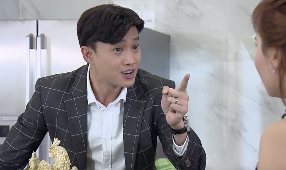 Khan gia xin dao dien vao phim 3 giay de tat Vu 'Ve nha di con' cho bo tuc