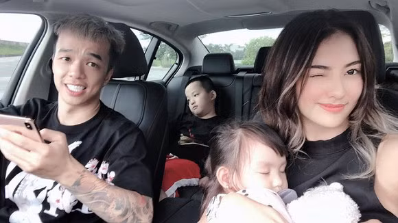 Hồng Quế công khai bạn trai dịp cuối tháng 8 sau 3 năm làm mẹ đơn thân.