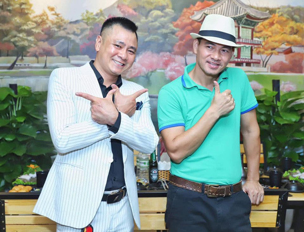 Tu Long chia se bat ngo ve chuyen phu nu va tien bac