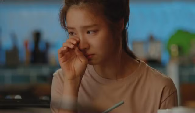 Con dau nhap vien cap cuu, me chong van quat dieu sung so