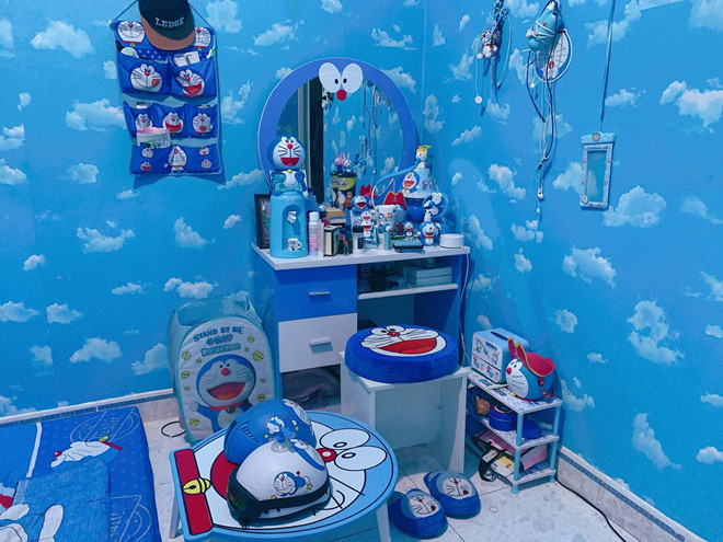 Co gai 27 tuoi thiet ke phong ngu ngap tran hinh Doraemon
