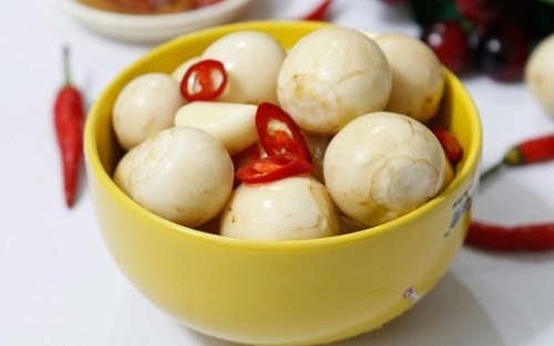 Meo khu doc to trong ca muoi cho ca gia dinh an tam thuong thuc