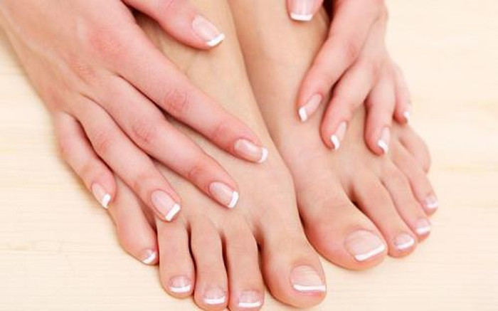 Long moc o vi tri nay tren co the ban se phat tai ruc ro